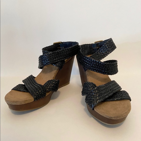 Old Navy Shoes - Old Navy wedges